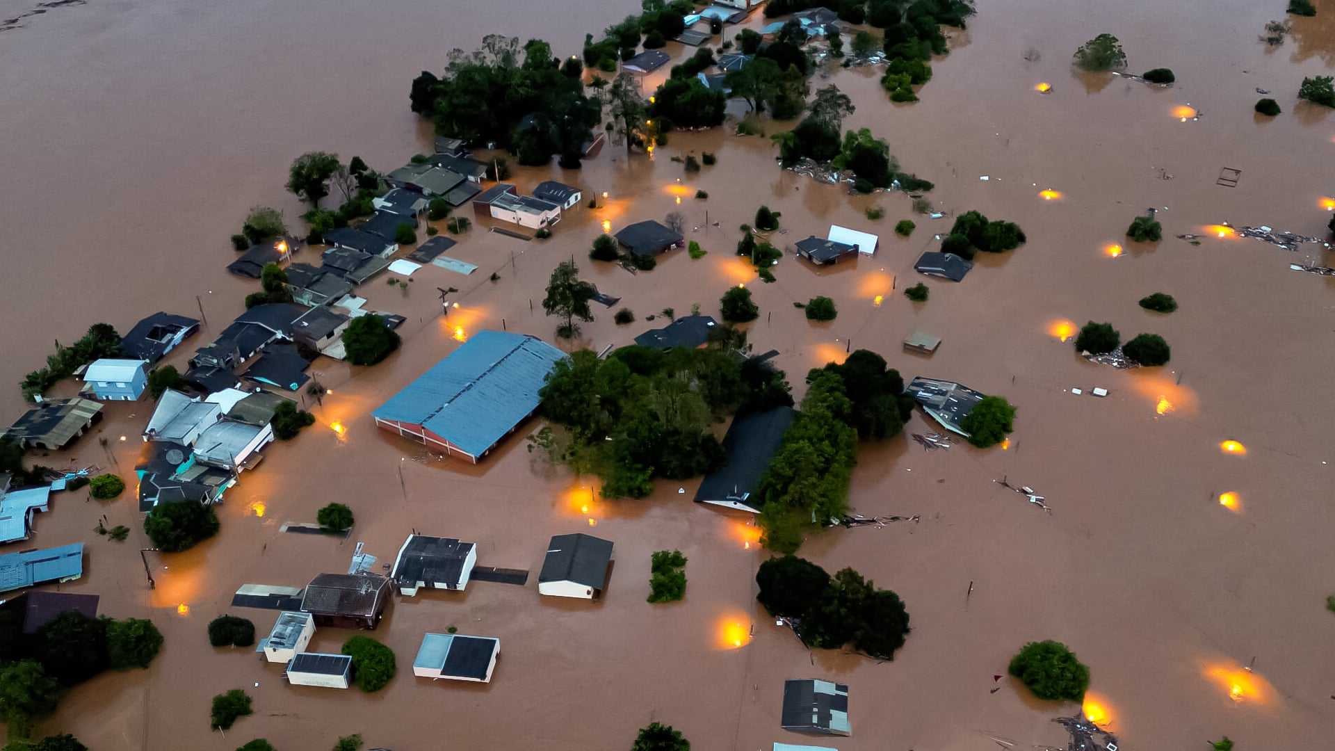 Inundaciones En Brasil Dejan Decenas De Muertos