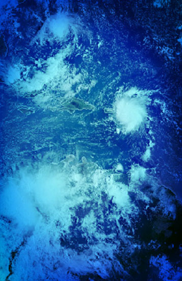 Huracán Dorian toma fuerza