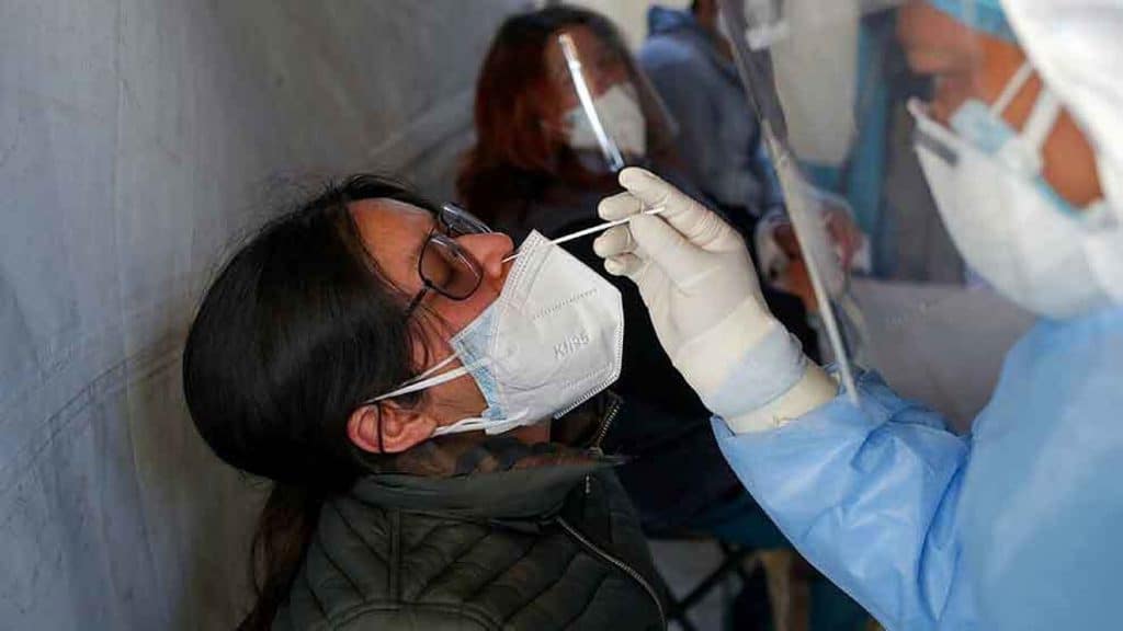 El número de contagios detectados con Ómicron ha aumentado a nivel mundial. Foto: Reuters