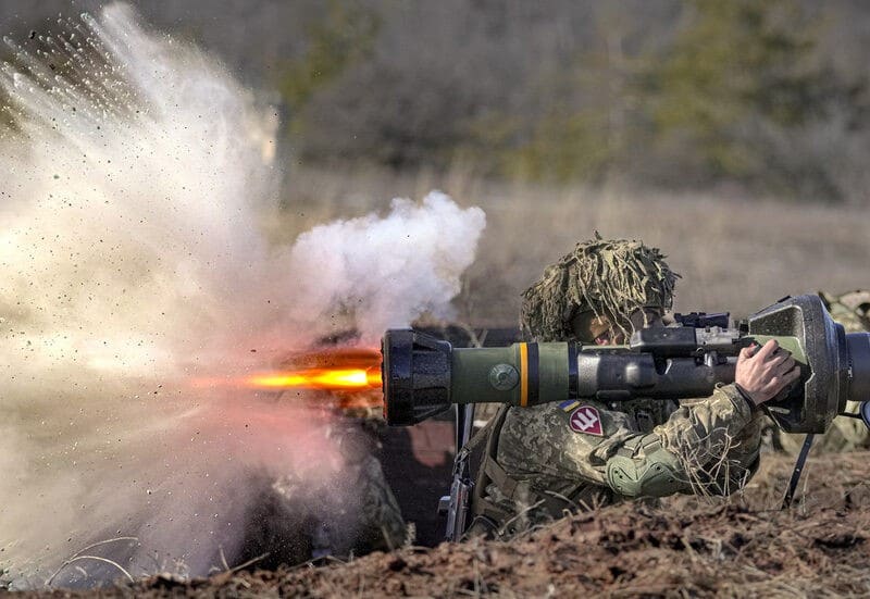 Suministro de armas en Ucrania por parte de EE.UU., podrían finalizar en manos equivocadas