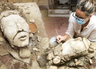 Arqueólogos mexicanos encuentran milenaria cabeza del dios del maíz maya