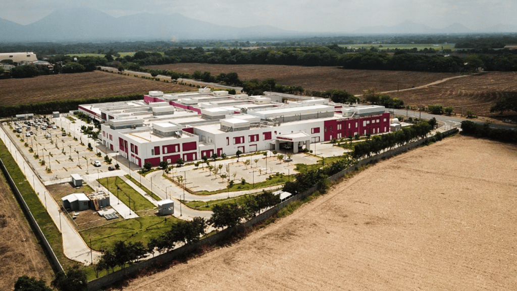 El Hospital Mauricio Abdalah, recién construido en Nicaragua, cuenta con alta tecnología. Foto JP+.