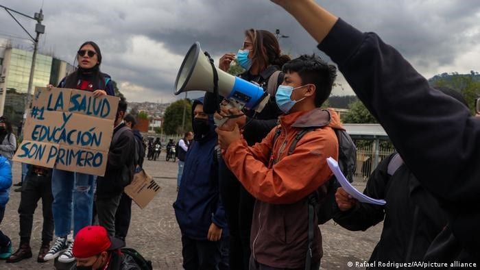 Manifestantes en Ecuador, exigen, entre otras demandas: salud y educación. Foto: Picture Alliance