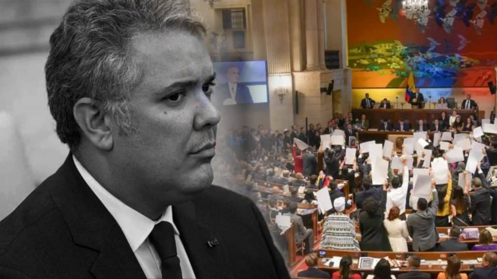 Iván Duque, presidente de Colombia, es abucheado en su último discurso ante el parlamento.
