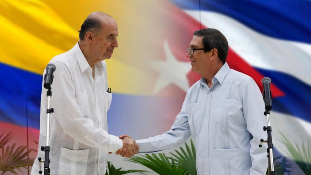 El gobierno colombiano envía delegación a Cuba para retomar las negociaciones con el Ejército de Liberación Nacional (ELN).