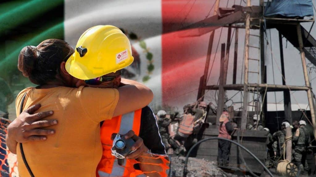 Más de 600 personas intentan rescatar a obreros atrapados en una mina de México.