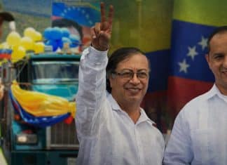 Venezuela y Colombia reabren su frontera
