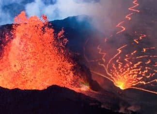 Hawaii is on alert due to a Mauna Loa volcano eruption in Big island