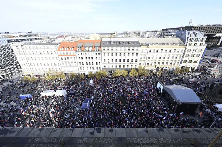 Manifestación en la Plaza de Wenceslao