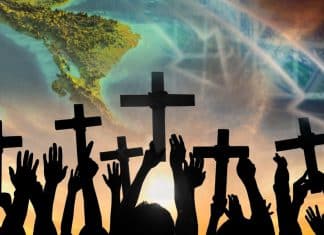 Feligreses de Religión Católica descienden en Centroamérica