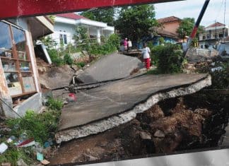 Indonesia earthquake death toll rises