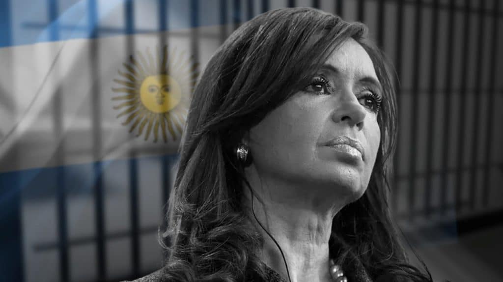 Cristina Fernández de Kirchner, criticó a la Corte Suprema de Justicia de Argentina, tras ser condenada a seis años de prisión.