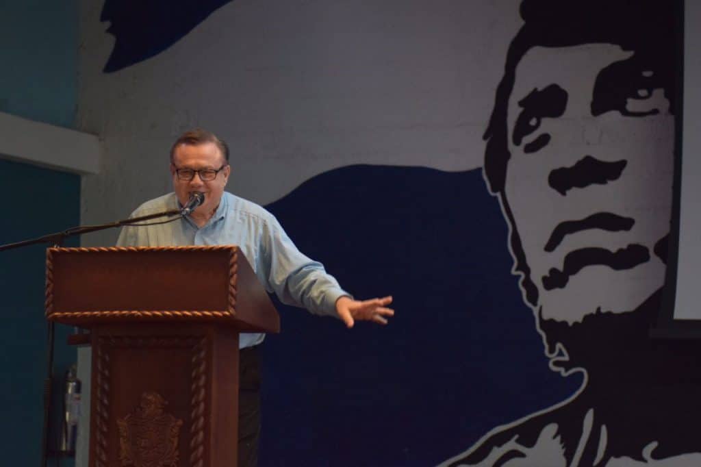 El escritor, poeta, historiador y doctor nicaragüense, Jorge Eduardo Arellano, brinda conferencia “Rubén Darío y sus raíces mestizas”, 2017.