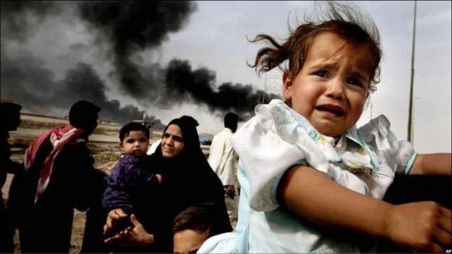 Miles de niños fueron víctimas de la guerra impuesta por Estados Unidos en Irak. Foto: BBC