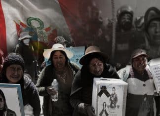 Indígenas de Perú advierten guerra civil si el Gobierno sigue enviando militares