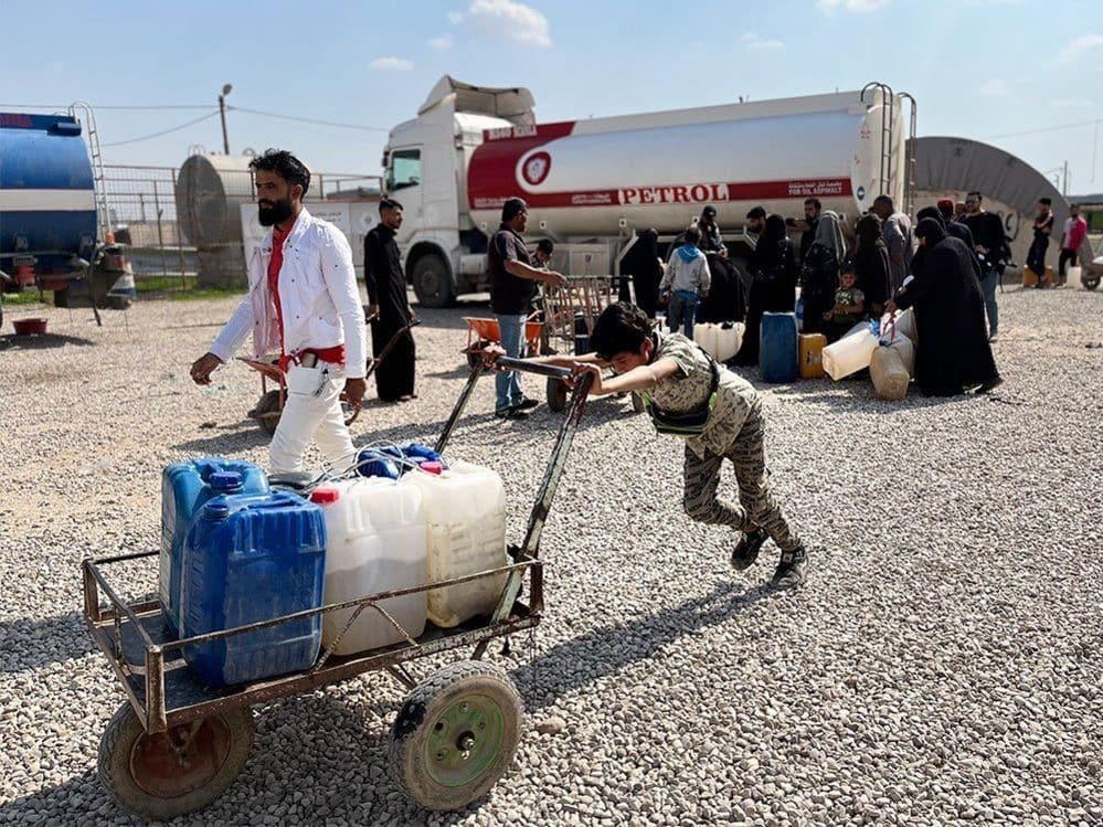 People move to look for drinkable water nowadays