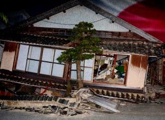 6.5 earthquake hits Japan 6.5 earthquake hits Japan
