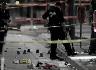 Shooting in Colorado, U.S. leaves 10 people injured