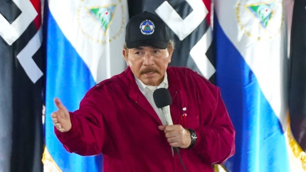 Nicaragua insta a Colombia a acatar fallo de la CIJ, y Gustavo Petro solicita diálogo con presidente Daniel Ortega para propiciar el diálogo