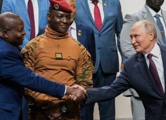Putin a África: Hay que luchar por la soberanía sin rendirse