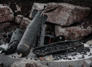 Ucrania ataca con bombas de racimo estadounidenses pese a condena internacional