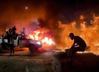 Tras intensas protestas destituyen a canciller de Libia por reunirse con su homólogo israelí