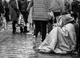 Así sufren las sanciones impuestas por Occidente a Rusia los ciudadanos de Reino Unido