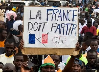 Embajador de Francia abandona Níger ante las exigencias del país africano