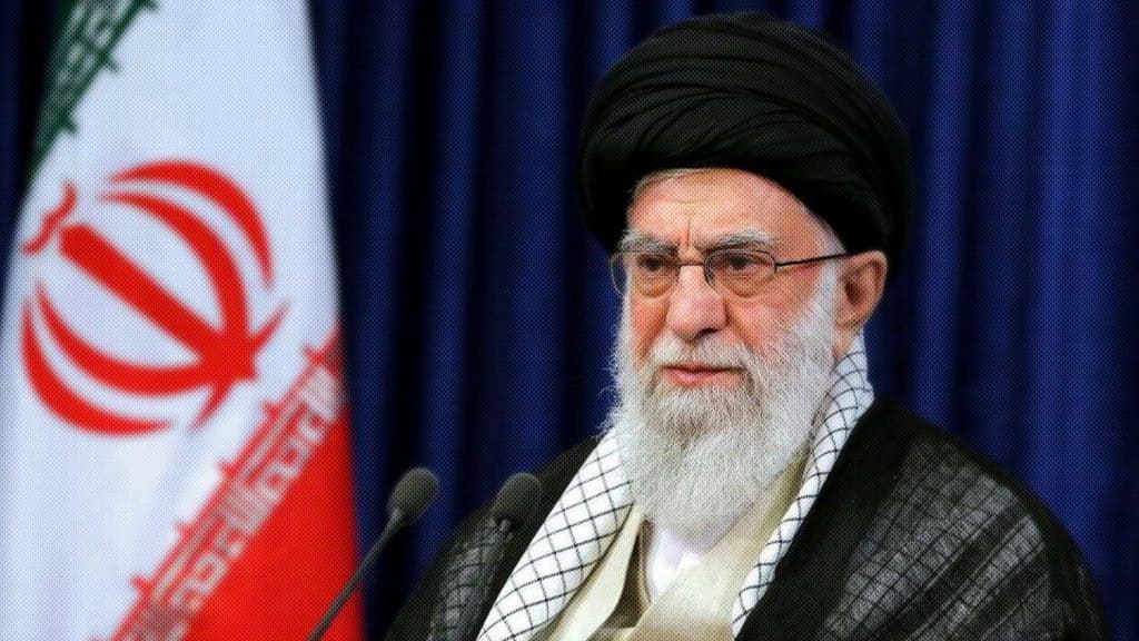 El ayatolá, Seyed Ali Jamenei, reafirmó que la hegemonía de Estados Unidos pronto llegará a su fin