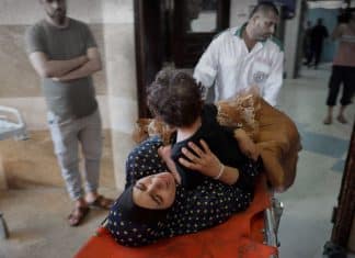 Dramáticas imágenes en los hospitales de Gaza tras bombardeos de Israel