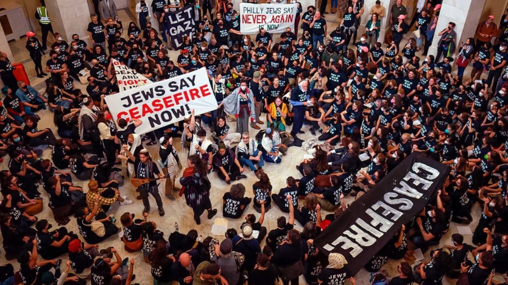 La policía de Estados Unidos arrestó a los manifestantes que protestaban por la paz en Gaza