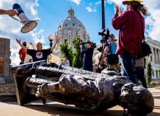 España no debe celebrar el genocidio contra los pueblos indígenas de América Latina