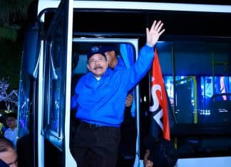 Gobierno de Nicaragua entrega 250 buses chinos a transportistas