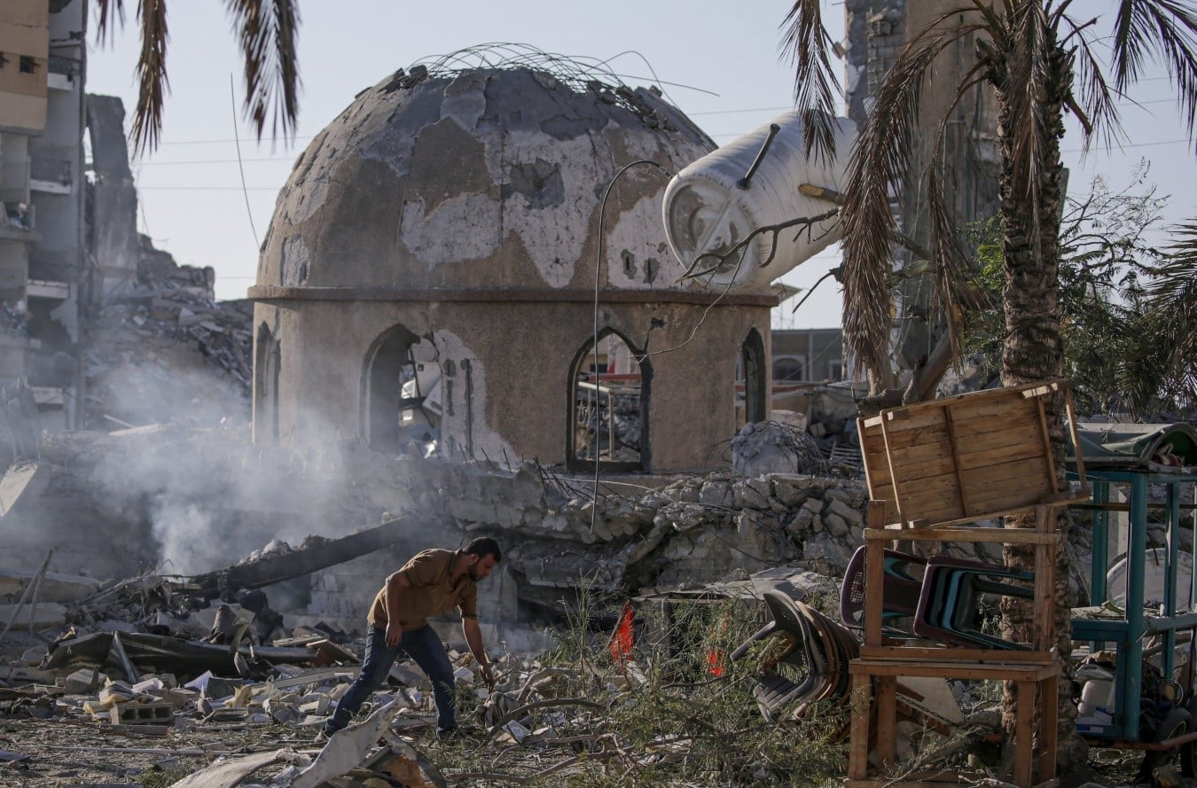 Decenas De Mezquitas En Gaza Destruidas Por Ataques Israelíes 0431