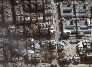 Imágenes satelitales revelan bombardeos a hospitales en Gaza