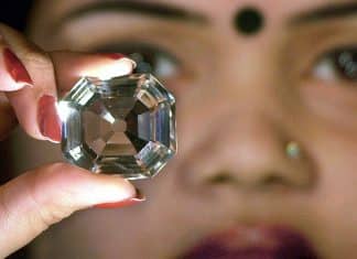 India cuenta con la mayor bolsa de diamantes del mundo