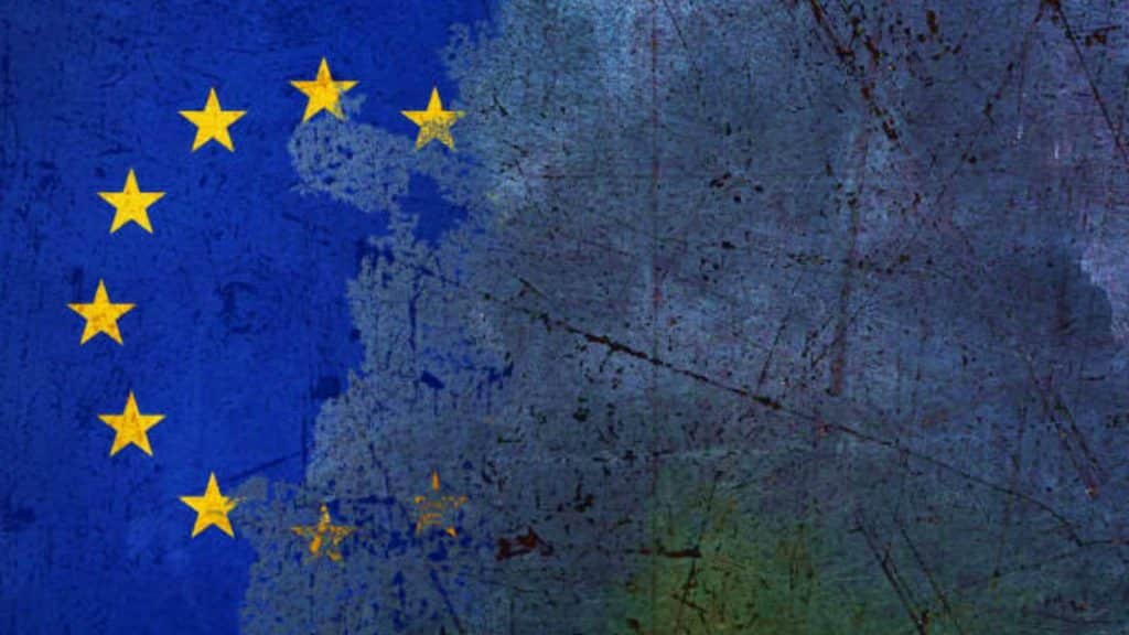 La influencia de la Unión Europea se encuentra en declive ante su sumisión a decisiones externas.