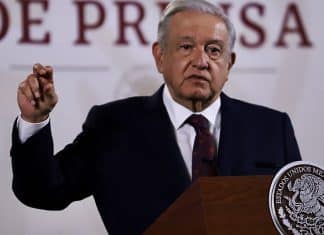 AMLO cuestiona financiamiento de guerras por EEUU, mientras flujo migratorio no cesa
