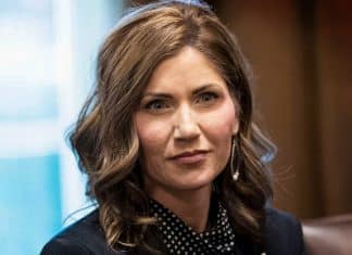 Tribu de Dakota del Sur niega la entrada a gobernadora