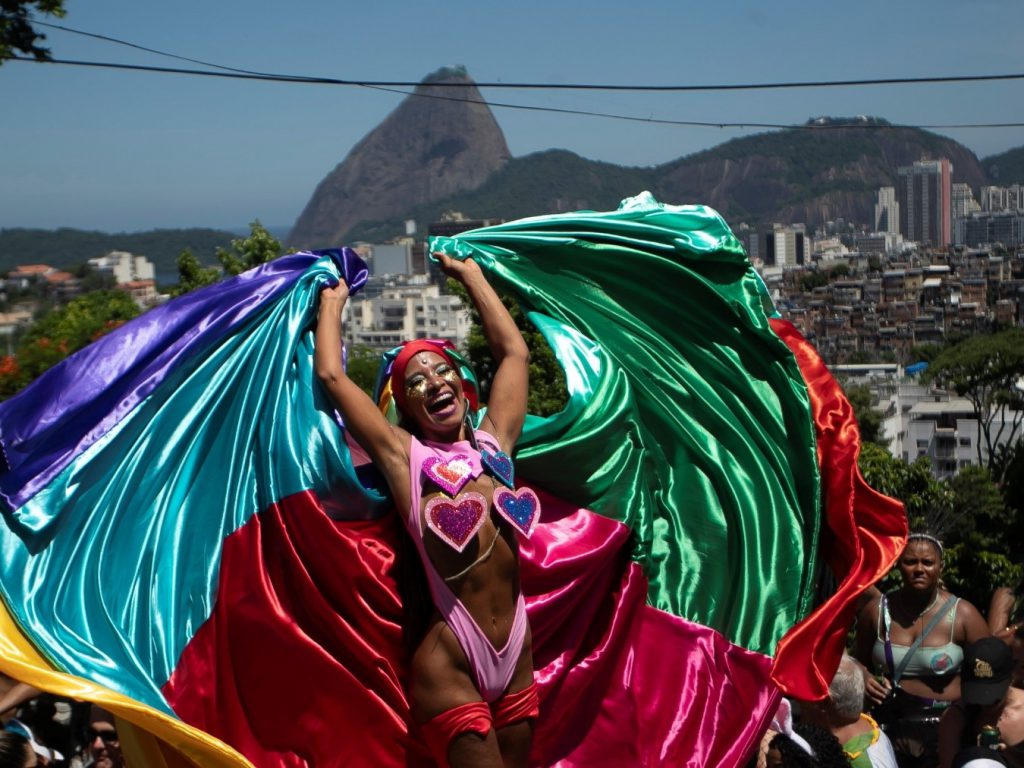 Los Carmelitas participaron en el primer día del Carnaval de Río de Janeiro, Brasil. Foto: Bruna Prado.
