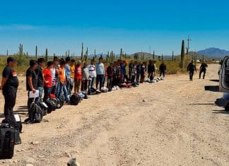 Congresista promueve asesinar migrantes en Estados Unidos