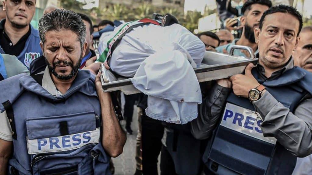 Ataques israelís han dejado a 131 periodistas fallecidos.