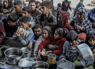 Israel condena a morir de hambre a palestinos en Gaza