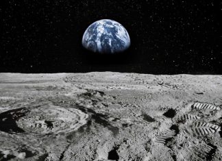 ¿Por qué la Luna se aleja de la Tierra?