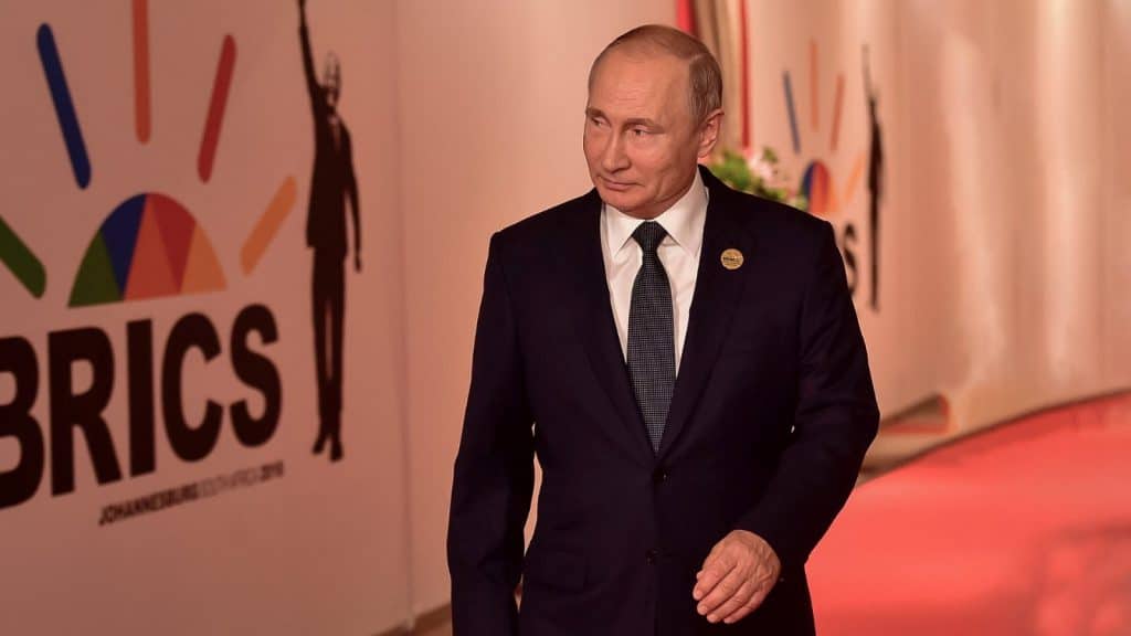 Putin predice que los BRICS representarán el 37 % del PIB global en 2028