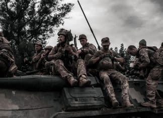 Europeos enfrentan crisis económica ante financiamiento militar a Ucrania La OTAN exige a sus países miembros que destinen el 2 % de su PIB en defensa, para prolongar la guerra de Ucrania.