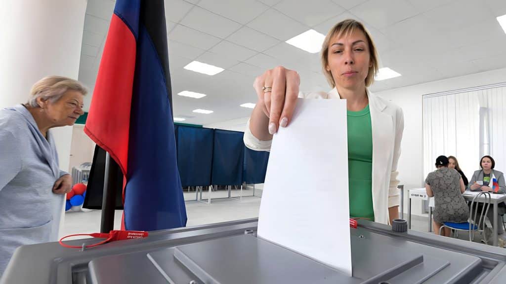 Rusia celebrará elecciones presidenciales por 3 días, y advierte que no tolerará intervenciones externas.
