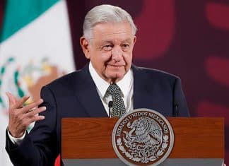 AMLO revela imágenes inéditas del asalto policial a la Embajada de México en Quito, Ecuador López Obrador expone allanamiento contra la embajada de México en Ecuador.