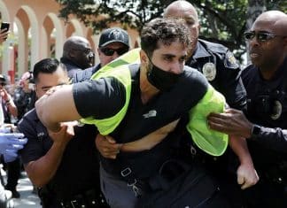 Arrestan en EEUU a más de cien manifestantes universitarios pro Palestina