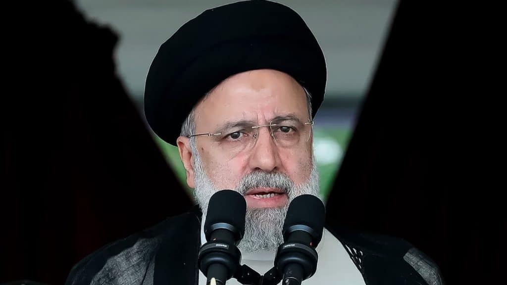 Irán advierte a Israel que 'no quedará nada' del 'régimen sionista' si ataca territorio iraní.